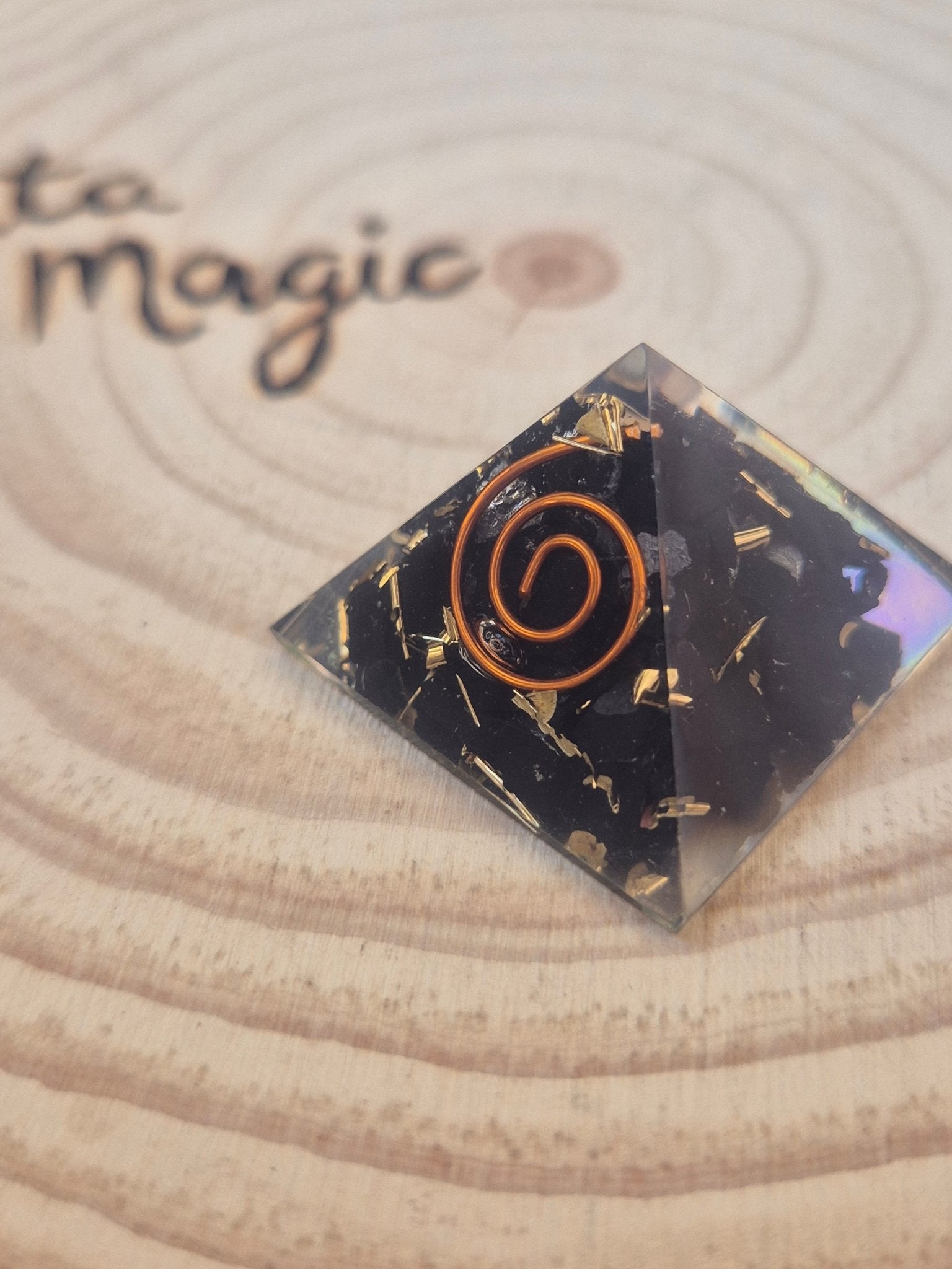 Mini Orgonitas 3x3cm - Armonía, Protección y Transmutación Energética orgonitaTienda esotérica Málaga - La Tienda de Tata Magic: tienda Esotérica en Málaga